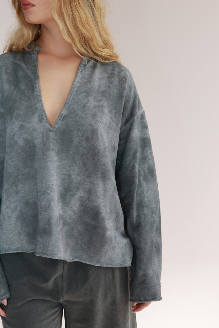 V LONG SLEEVES TIE DIE