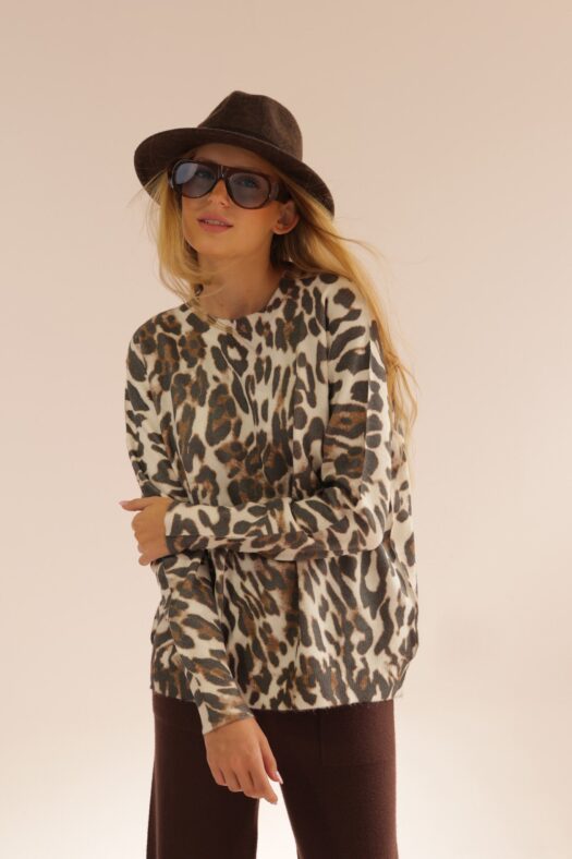 LEOPARD SWEATER