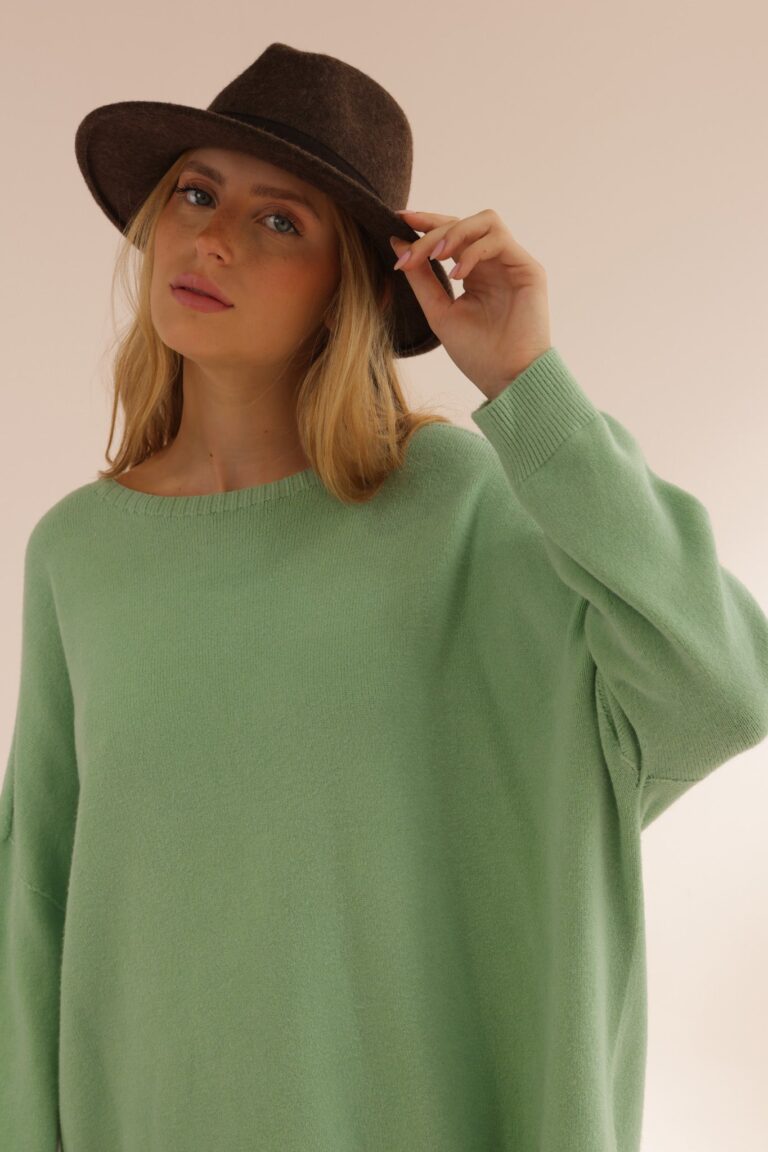 LONG OVERSIZED KNIT