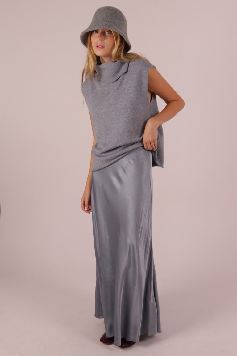 STRAIGHT MIDI SATIN SKIRT